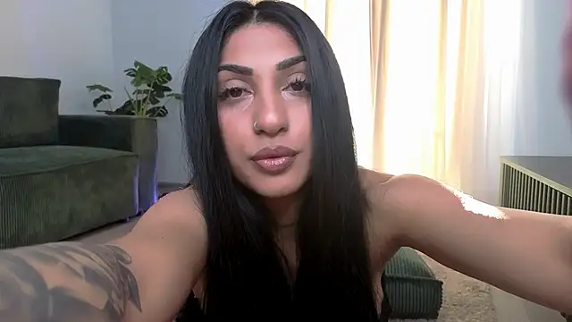EmaHallee online show from June 3, 4:04 am