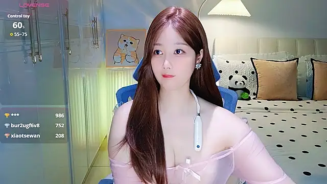 Snapshot of Xiaotantan-99 chatting on May 16, 7:34 pm Xiaotantan-99 online show from May 16, 7:34 pm