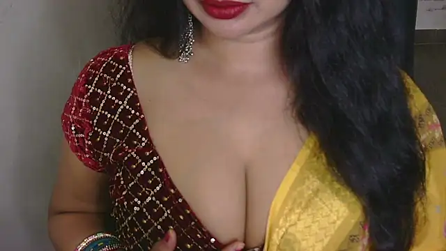 Snapshot of QUEEN_SAKHI- chatting on October 19, 8:59 am QUEEN SAKHI- online show from October 19, 8:59 am