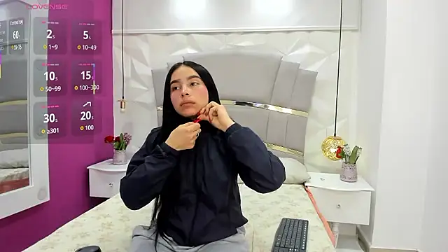 CandySays online show from January 10, 11:34 am