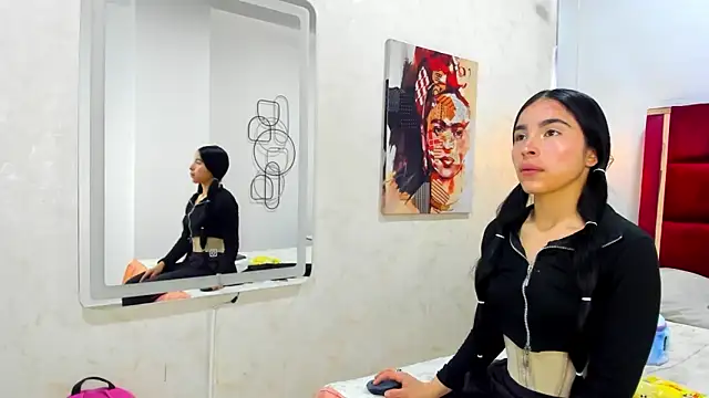 CandySays online show from February 8, 11:24 am