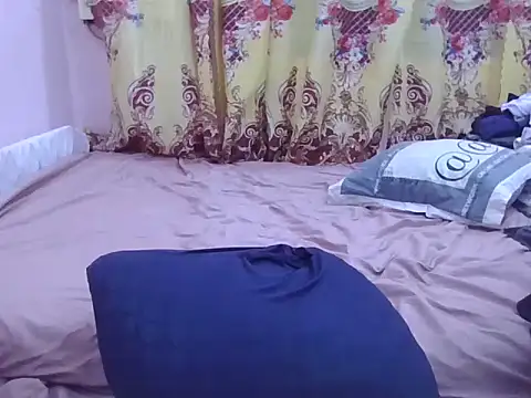 WildPussy4uxx online show from April 5, 4:20 am