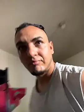 Snapshot of Alejand276765 chatting on October 10, 5:34 pm Alejand276765 online show from October 10, 5:34 pm