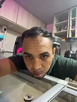 Snapshot of Alejand276765 chatting on October 20, 10:32 pm Alejand276765 online show from October 20, 10:32 pm