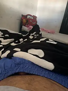 Snapshot of Alejand276765 chatting on November 4, 3:55 pm Alejand276765 online show from November 4, 3:55 pm