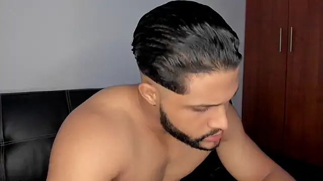 Pier Simons online show from February 1, 7:18 am