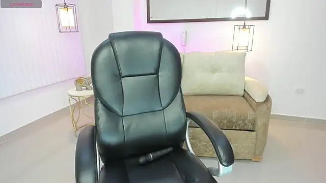 July Adams online show from March 14, 3:12 am