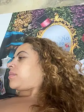 Chloe Leaozinho online show from March 31, 11:32 am