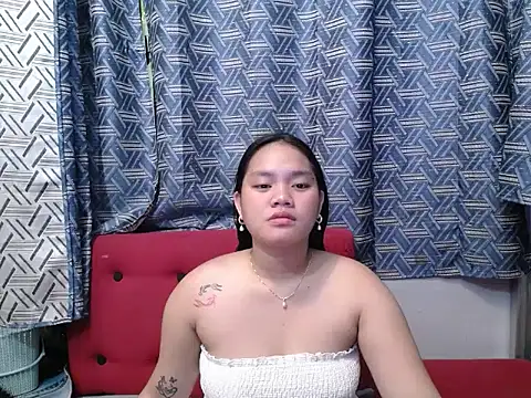Snapshot of prettykrysgirl chatting on July 14, 8:52 am prettykrysgirl online show from July 14, 8:52 am
