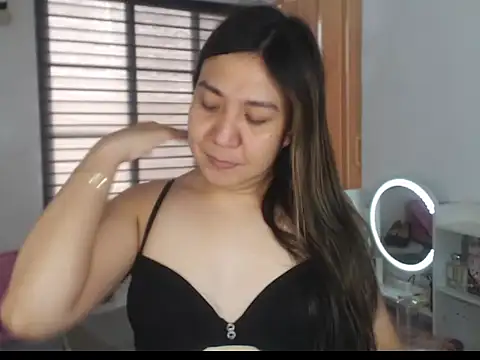 stellahugeX online show from February 12, 7:36 am