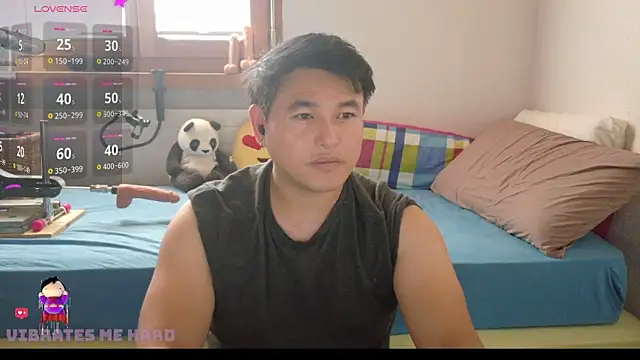 Snapshot of AsianBoy_WhiteDaddy chatting on September 20, 1:56 pm AsianBoy WhiteDaddy online show from September 20, 1:56 pm