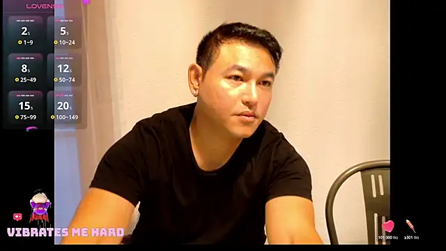 Snapshot of AsianBoy_WhiteDaddy chatting on September 26, 5:11 am AsianBoy WhiteDaddy online show from September 26, 5:11 am