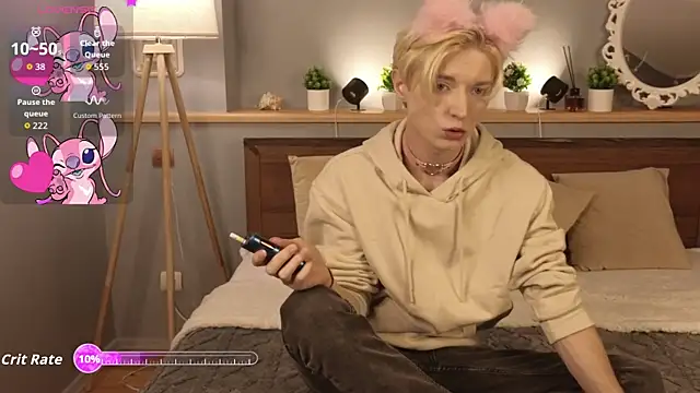 fiachand online show from September 14, 7:57 pm