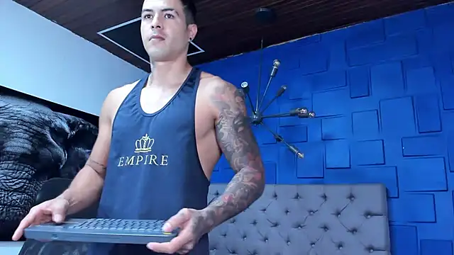 andres-clark92 online show from February 3, 4:34 pm