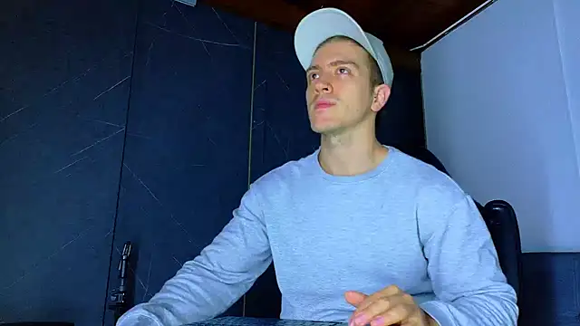 ALANNFERRER online show from February 23, 10:12 am