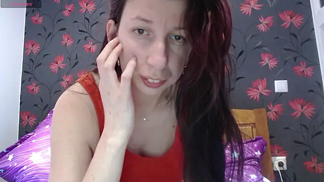 Snapshot of RosieHayes chatting on March 15, 10:54 am RosieHayes online show from March 15, 10:54 am