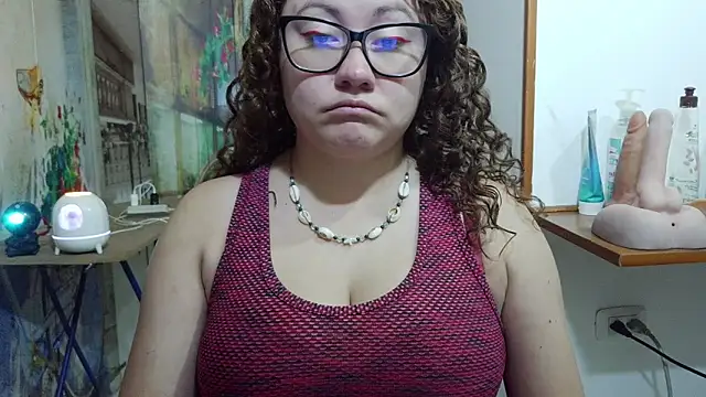 Snapshot of greeneyes_nurse chatting on May 16, 3:03 am greeneyes nurse online show from May 16, 3:03 am