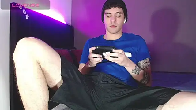 Matteo12  online show from February 18, 2:18 am