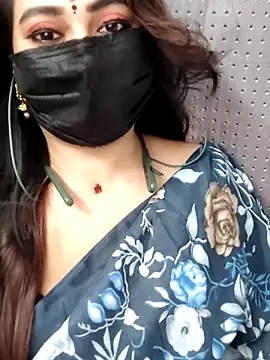 Snapshot of Cutie_nila26 chatting on September 29, 6:18 am Cutie nila26 online show from September 29, 6:18 am
