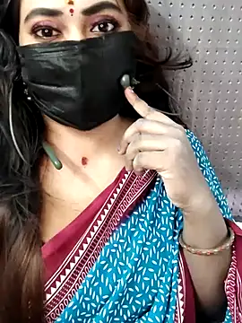 Snapshot of Cutie_nila26 chatting on October 15, 6:24 am Cutie nila26 online show from October 15, 6:24 am