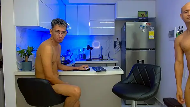 twoboyssex online show from April 15, 9:27 am