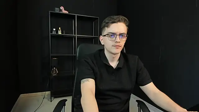 FelixStarkk online show from May 4, 5:25 am