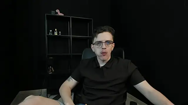 FelixStarkk online show from May 12, 5:26 am