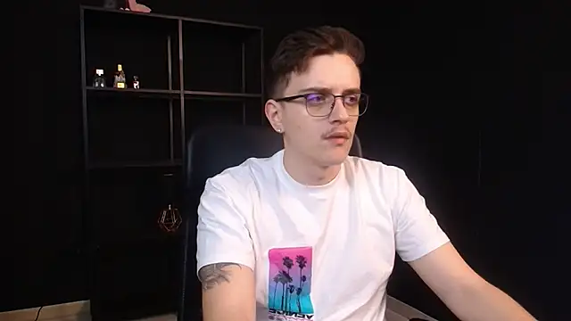 FelixStarkk online show from May 14, 5:47 am