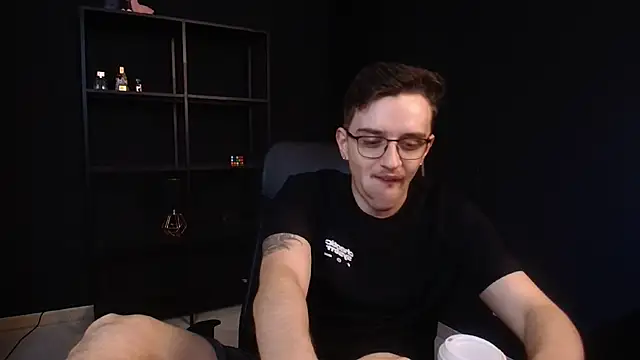 FelixStarkk online show from May 15, 5:03 am