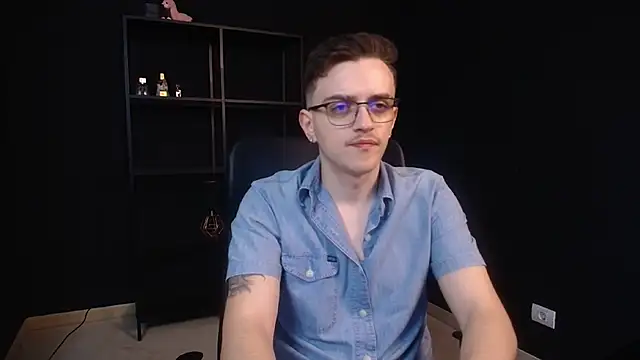 FelixStarkk online show from May 17, 5:49 am