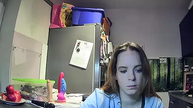 Snapshot of SexyMilf_37 chatting on November 6, 8:21 pm SexyMilf 37 online show from November 6, 8:21 pm