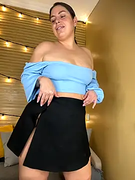 Snapshot of Amalia-Lia chatting on October 31, 11:39 pm Amalia-Lia online show from October 31, 11:39 pm