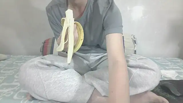 Stitchsandra online show from December 1, 12:32 pm