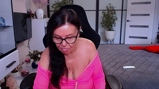 Snapshot of Anna_Blare chatting on June 26, 9:03 am Anna Blare online show from June 26, 9:03 am