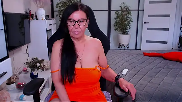 Snapshot of Anna_Blare chatting on July 9, 8:51 am Anna Blare online show from July 9, 8:51 am