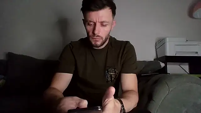 Snapshot of MasterJakeJohns chatting on October 25, 11:32 pm MasterJakeJohns online show from October 25, 11:32 pm