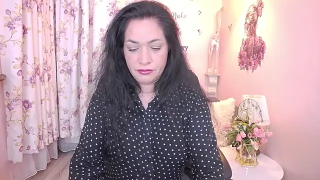MyLovOne online show from April 24, 2:19 pm