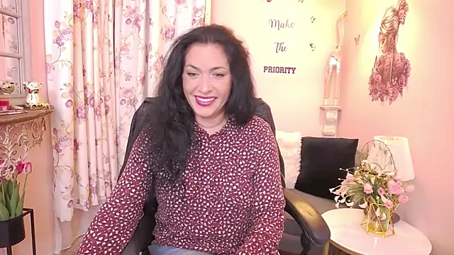 MyLovOne online show from May 10, 12:32 pm