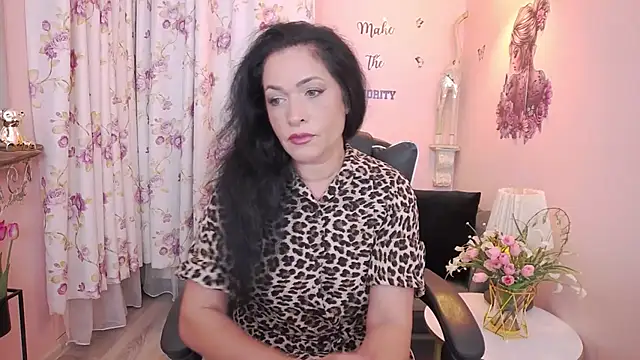 MyLovOne online show from June 10, 11:20 am