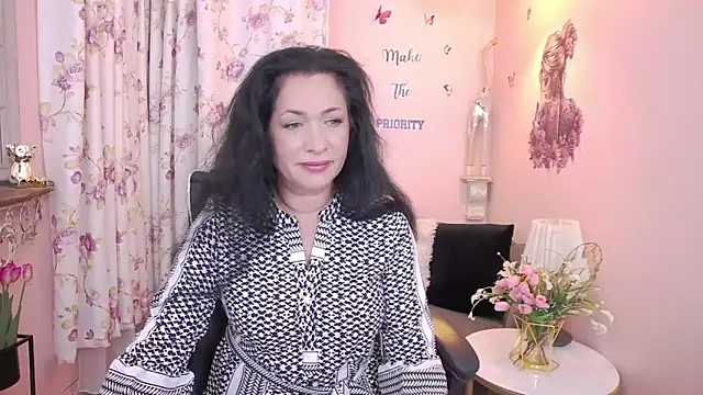 MyLovOne online show from June 19, 11:36 am