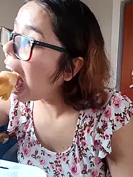 saenz eymi online show from February 13, 5:42 pm