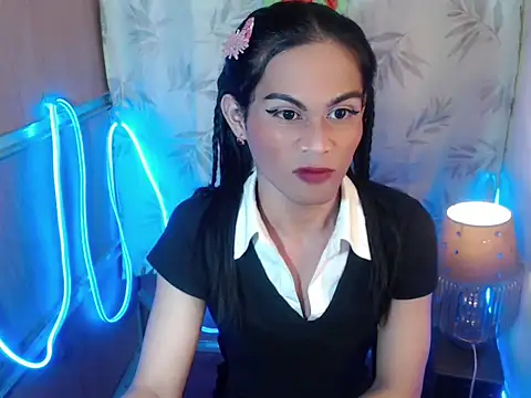 Snapshot of bellalot chatting on February 3, 10:26 pm bellalot online show from February 3, 10:26 pm