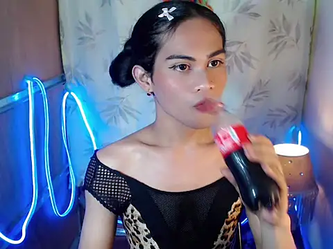 Snapshot of bellalot chatting on February 5, 7:24 am bellalot online show from February 5, 7:24 am