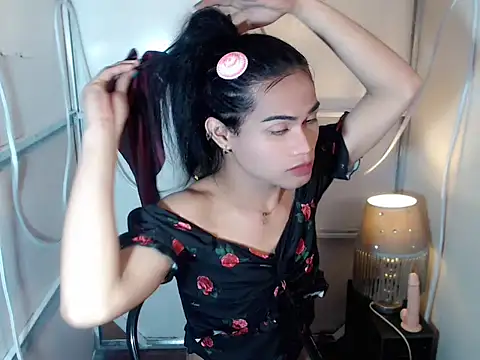 Snapshot of bellalot chatting on February 25, 11:36 pm bellalot online show from February 25, 11:36 pm