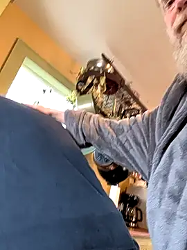 sizableunicorn7 online show from November 30, 3:16 pm