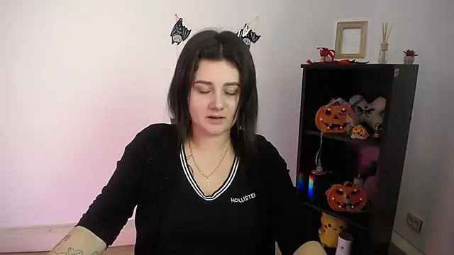 Snapshot of Katrin_kiss_ chatting on November 11, 1:22 pm Katrin kiss online show from November 11, 1:22 pm