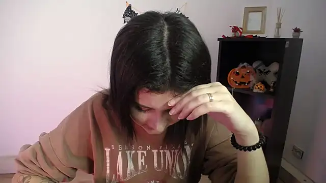 Snapshot of Katrin_kiss_ chatting on November 12, 12:38 pm Katrin kiss online show from November 12, 12:38 pm