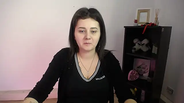 Snapshot of Katrin_kiss_ chatting on November 14, 12:48 pm Katrin kiss online show from November 14, 12:48 pm