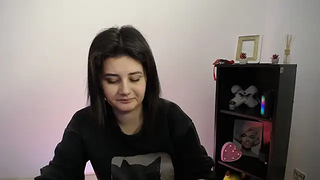 Snapshot of Katrin_kiss_ chatting on January 8, 2:19 pm Katrin kiss online show from January 8, 2:19 pm