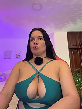 carol cruz133 online show from May 6, 11:32 pm